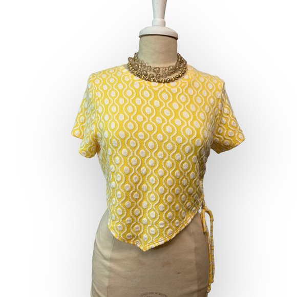 Hello Yellow Crop Top SZ XL - Picture 2 of 6